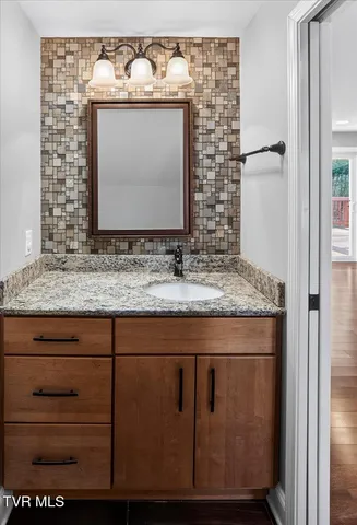 $425,000 | 234 Bradford Lane, Bristol, TN 37620