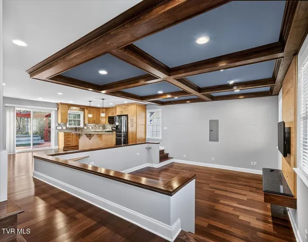 $425,000 | 234 Bradford Lane, Bristol, TN 37620