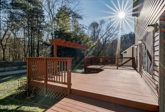 $425,000 | 234 Bradford Lane, Bristol, TN 37620