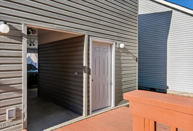 $425,000 | 234 Bradford Lane, Bristol, TN 37620