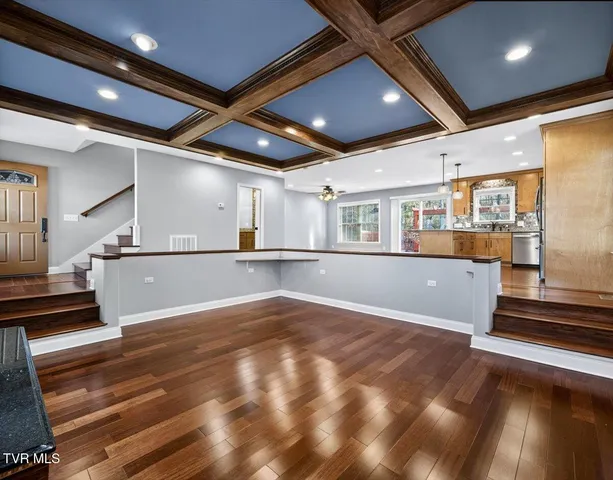 $425,000 | 234 Bradford Lane, Bristol, TN 37620