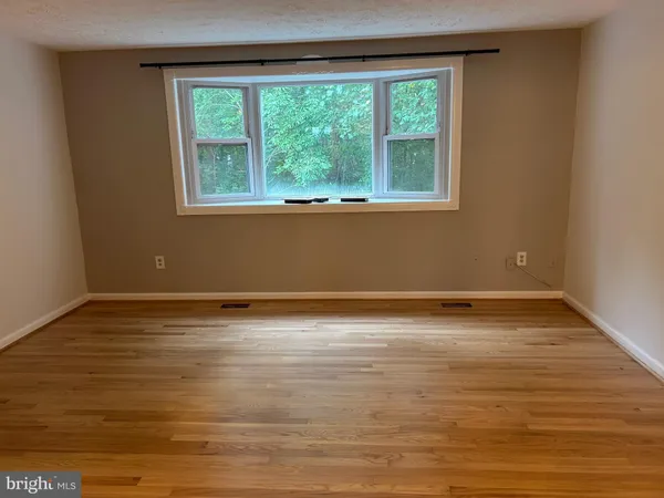 $425,000 | 8317 Brookvale Court, Springfield, VA 22153