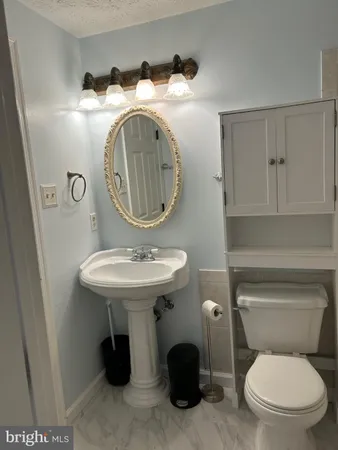 $425,000 | 8317 Brookvale Court, Springfield, VA 22153