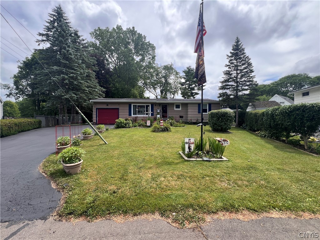 4 Apple Tree Lane Clay, NY 13090 - Photo 1 of 2