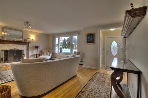 156 Howe Street Methuen, MA 01844 - Photo 11 of 28 Gallery Image 11