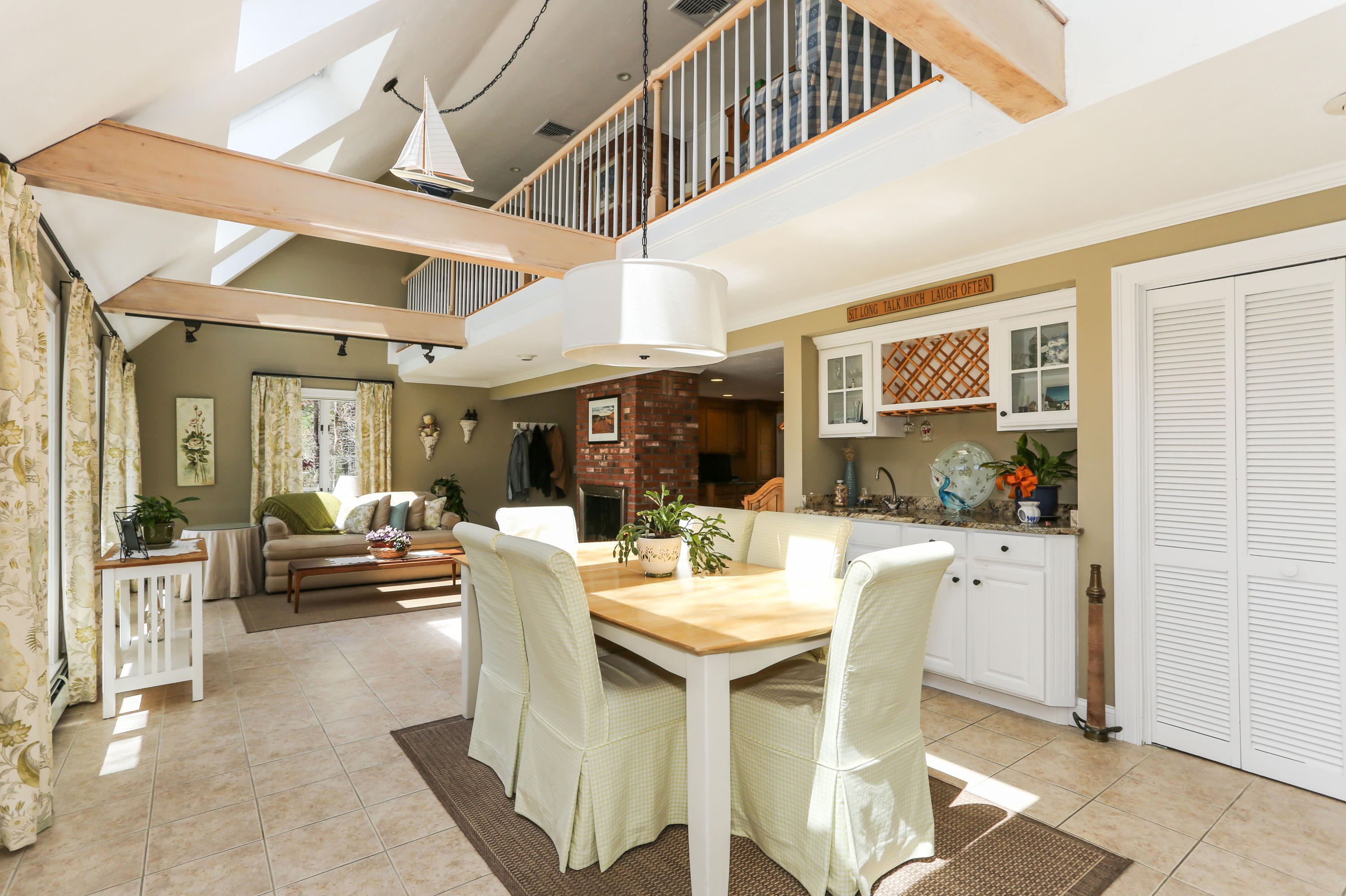 121 Old Barnstable Road Mashpee, MA 02649 - Photo 7 of 29 121OldLR-7