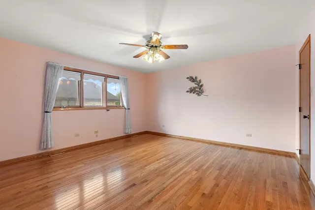 $309,900 | 10459 Eagle Ridge Drive, Unit 139, Orland Park, IL 60467