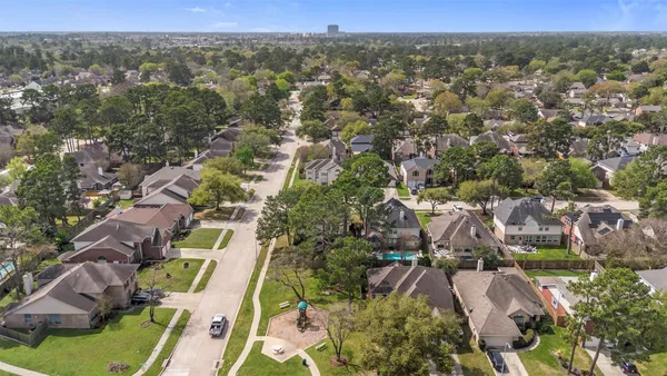 $2,425 | 17102 Mountain Crest Drive, Spring, TX 77379