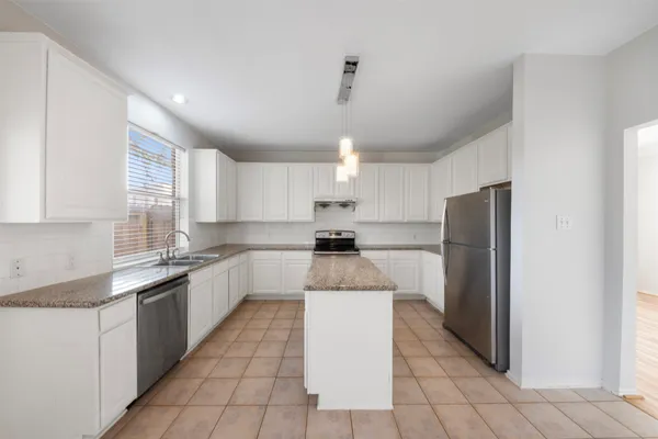$2,425 | 17102 Mountain Crest Drive, Spring, TX 77379
