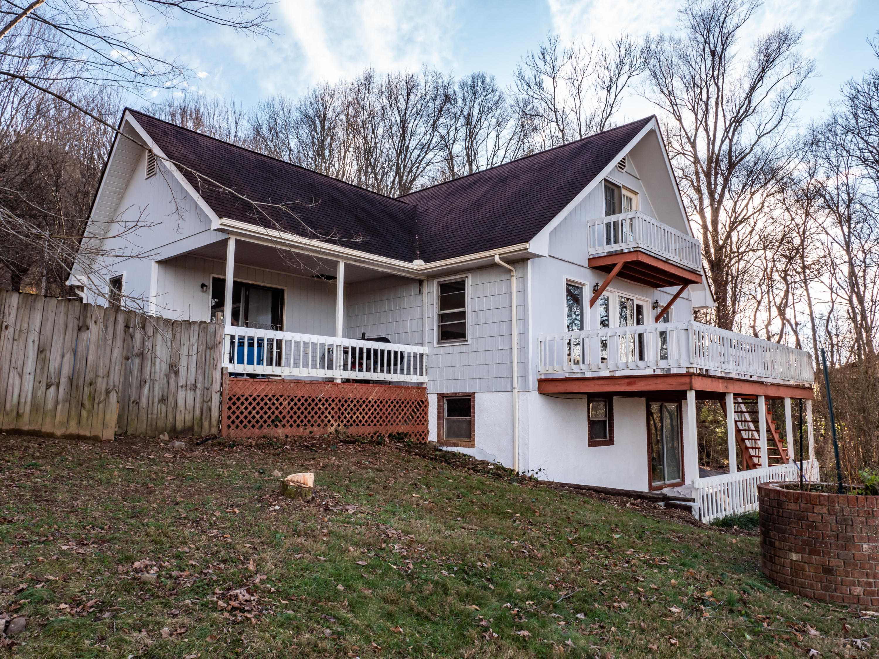 134 Lowridge Road Johnson City, TN 37604 - Photo 3 of 33 134 Lowridge Rd-2