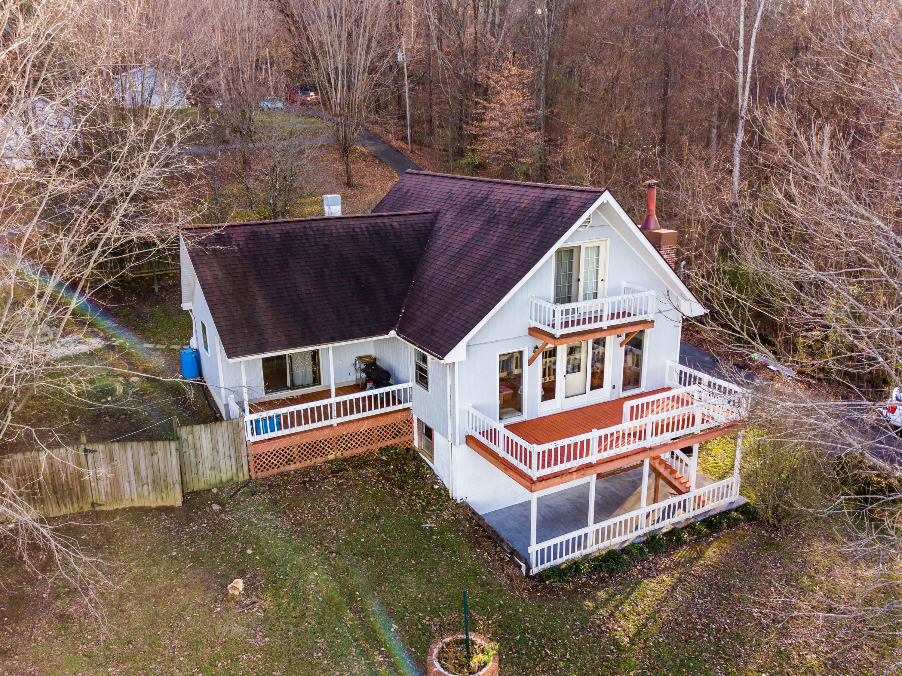 134 Lowridge Road Johnson City, TN 37604 - Photo 8 of 33 134 Lowridge Rd-7