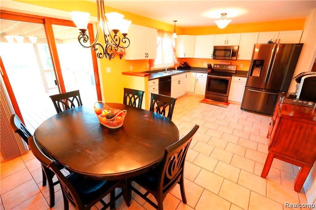 6457 Cade Road Imlay City, MI 48444 - Photo 7 of 52 sarah 7.jpg