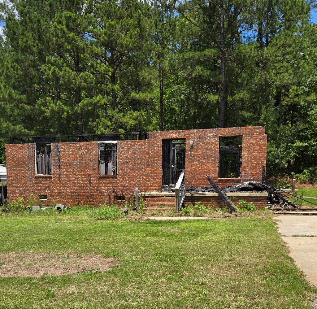 415 Bintage Road Greenwood, SC 29649 - Photo 2 of 3 Gallery Image 2