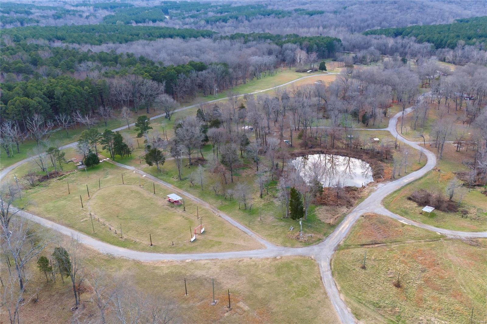 526 Lusk Road Herod, IL 62947 - Photo 7 of 14