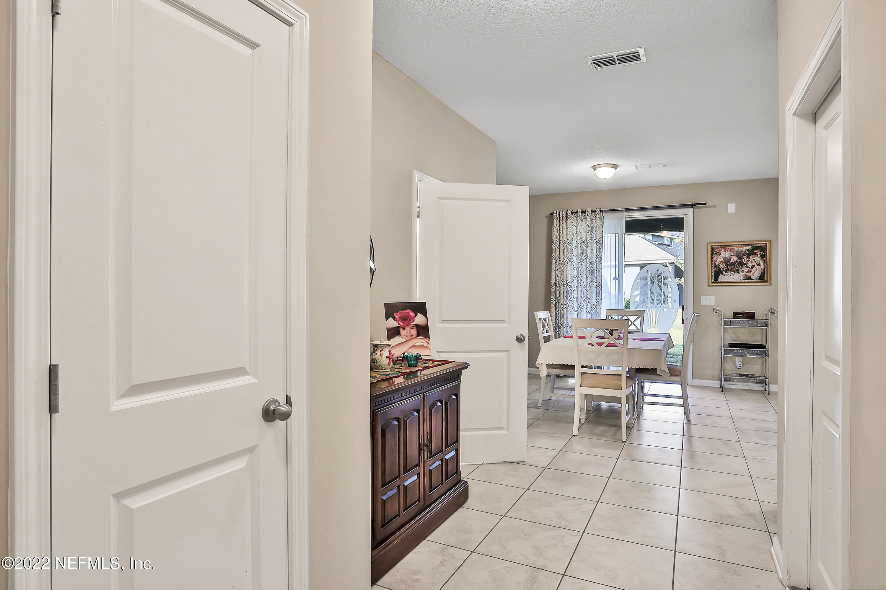 3259 Chestnut Ridge Way Orange Park, FL 32065 - Photo 8 of 32 Entryway