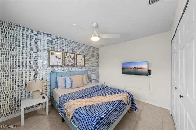 $599,900 | 1309 Southeast 10th Terrace, Cape Coral, FL 33990