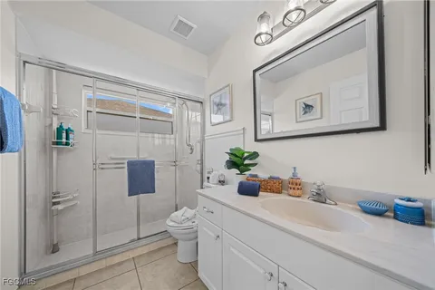 $599,900 | 1309 Southeast 10th Terrace, Cape Coral, FL 33990