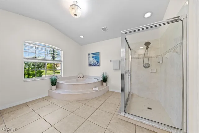 $599,900 | 1309 Southeast 10th Terrace, Cape Coral, FL 33990