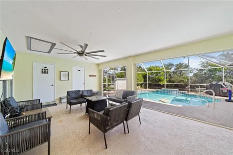 $599,900 | 1309 Southeast 10th Terrace, Cape Coral, FL 33990