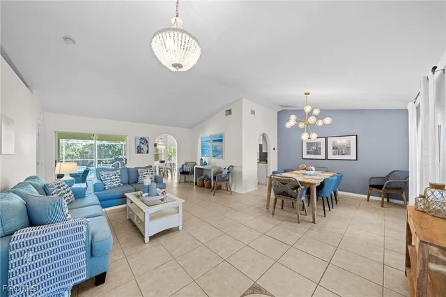 $599,900 | 1309 Southeast 10th Terrace, Cape Coral, FL 33990