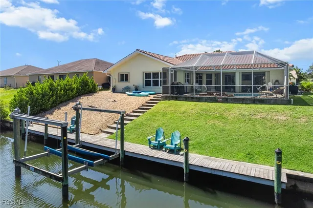 $599,900 | 1309 Southeast 10th Terrace, Cape Coral, FL 33990