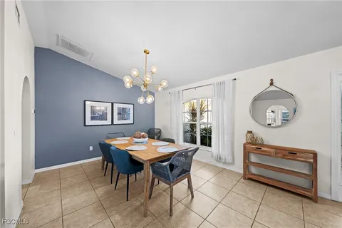 $599,900 | 1309 Southeast 10th Terrace, Cape Coral, FL 33990