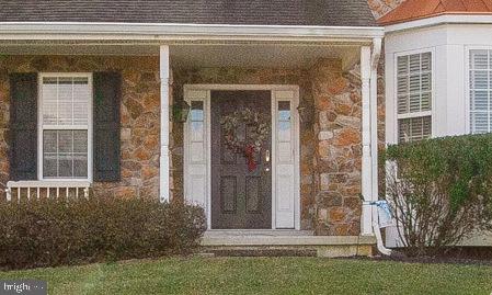 23 Mill Ridge Drive Aston, PA 19014 - Photo 2 of 35 Front Door - Covered Entry