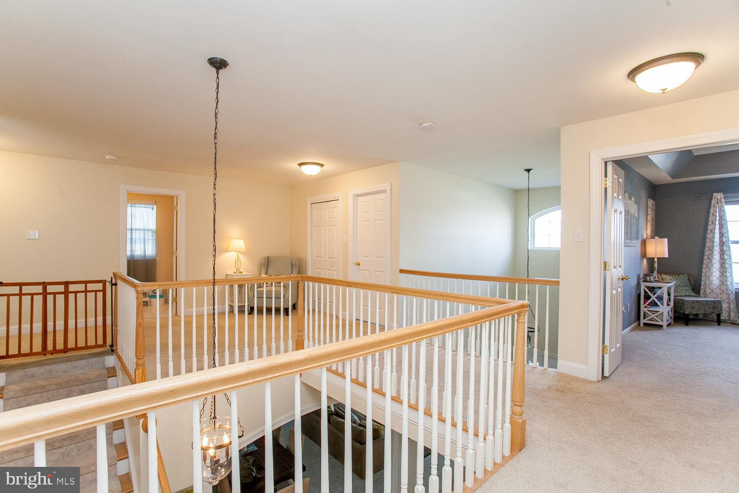 23 Mill Ridge Drive Aston, PA 19014 - Photo 13 of 35 Expansive upstairs hall looking to main bedroom