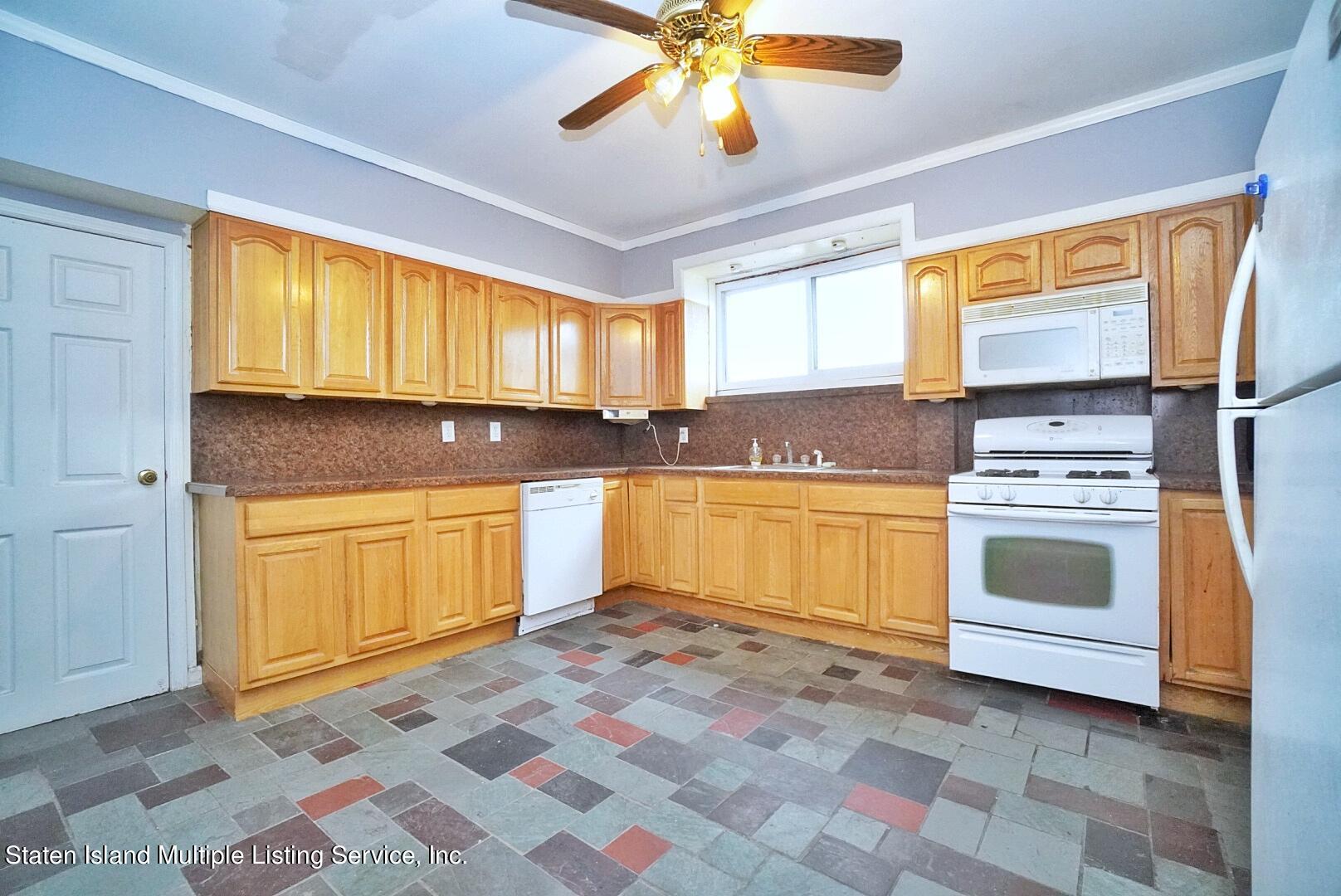 415 Annadale Road Staten Island, NY 10312 - Photo 13 of 40 Photo Feb 23, 9 07 51 AM