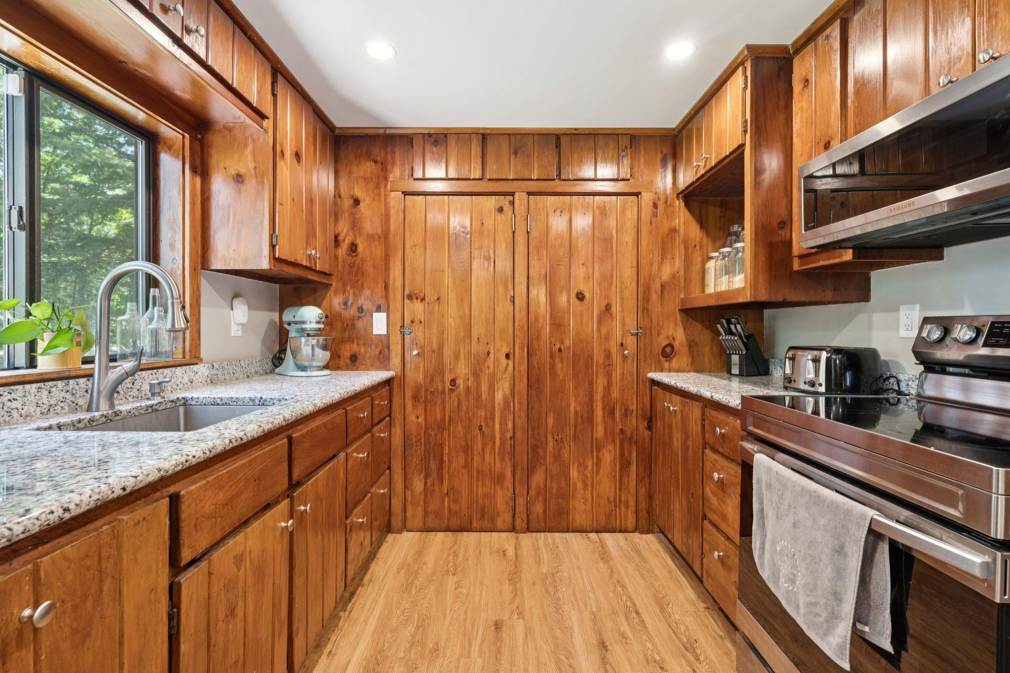105 East Mountain Road Newport, NH 03773 - Photo 9 of 32