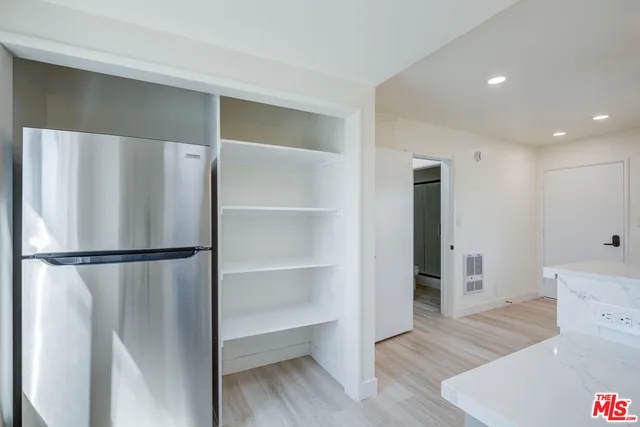 $1,925 | Arlington Avenue, Torrance, CA 90501