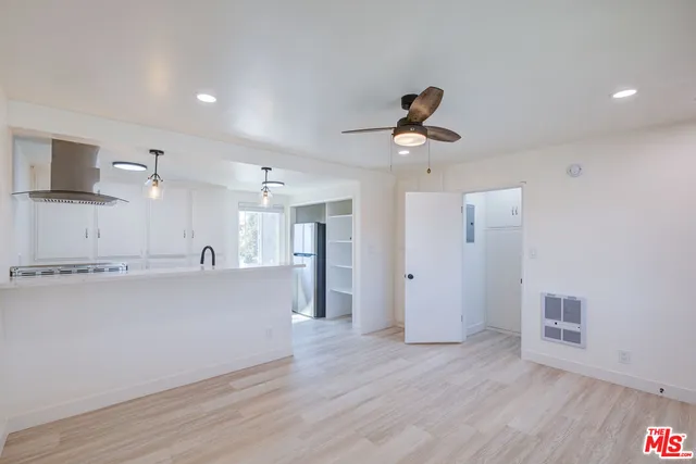 $1,925 | Arlington Avenue, Torrance, CA 90501