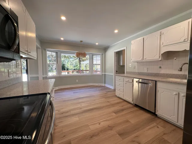 $3,300 | 245 High Tide Drive, Wilmington, NC 28411