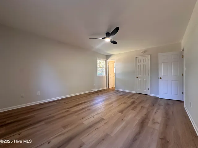 $3,300 | 245 High Tide Drive, Wilmington, NC 28411