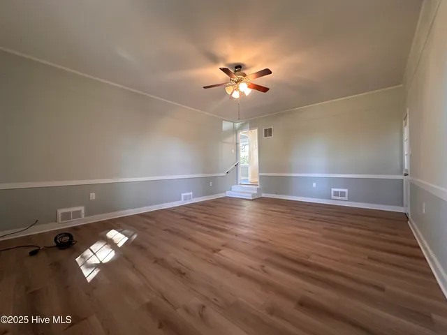 $3,300 | 245 High Tide Drive, Wilmington, NC 28411