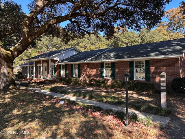 $3,300 | 245 High Tide Drive, Wilmington, NC 28411