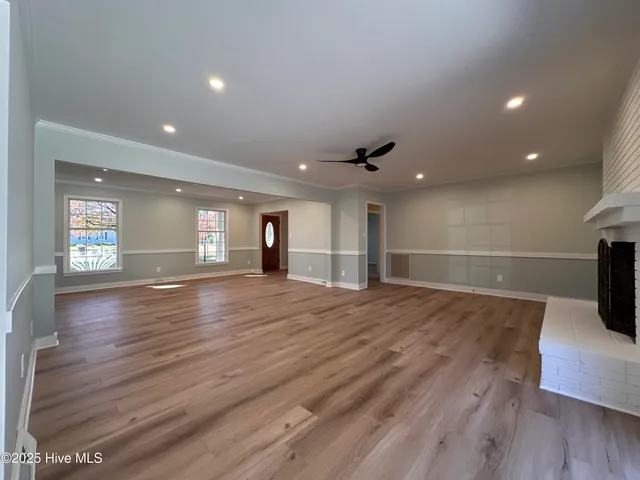 $3,300 | 245 High Tide Drive, Wilmington, NC 28411