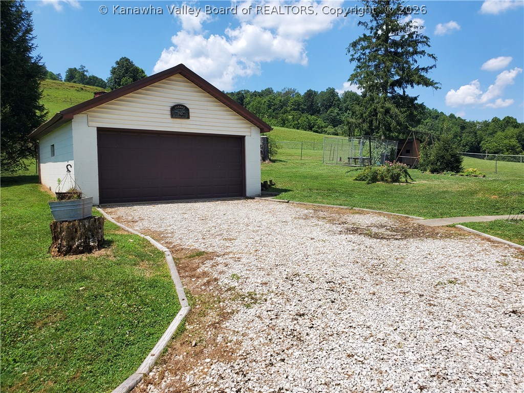 5153 Hartley Run Road Le Roy, WV 25252 - Photo 6 of 46 Gallery Image 6