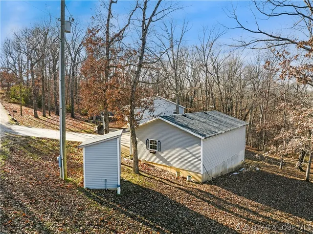 $284,000 | 187 Wildwood Drive, Linn Creek, MO 65052