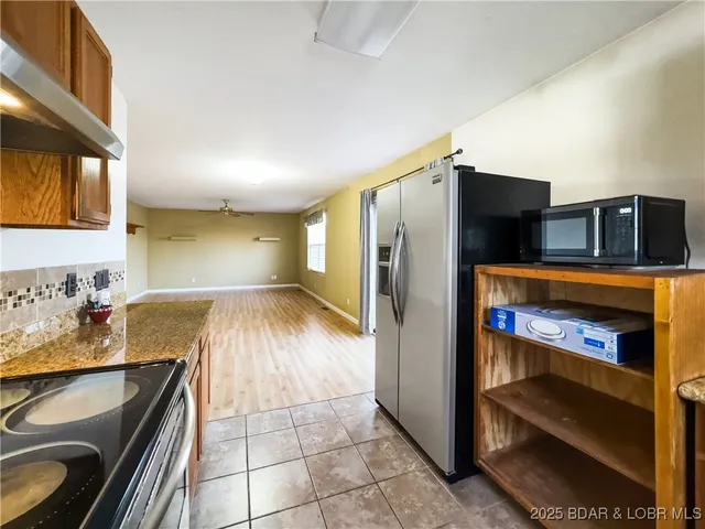 $284,000 | 187 Wildwood Drive, Linn Creek, MO 65052