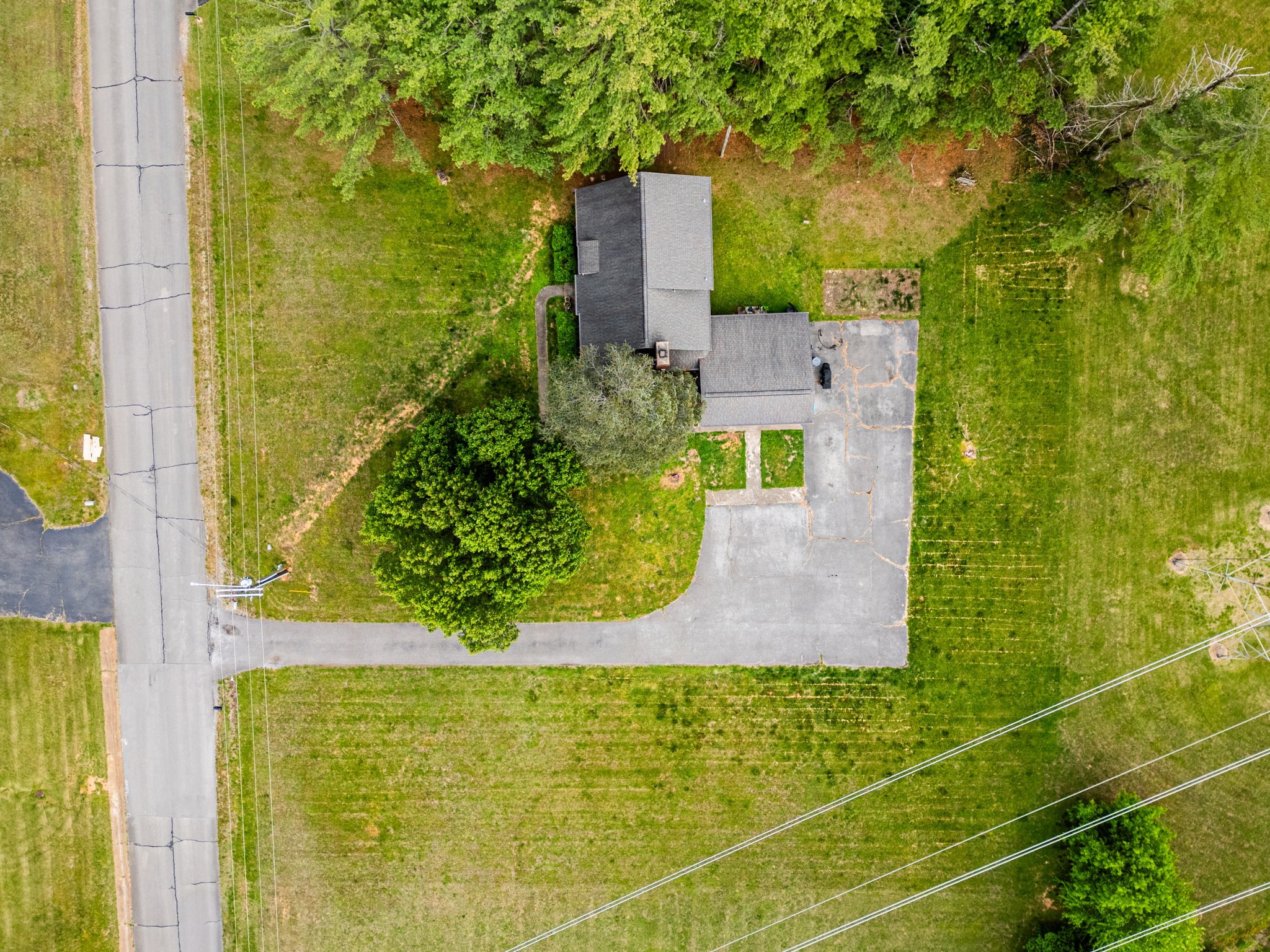 674 Lakeside Drive Springfield, TN 37172 - Photo 5 of 44