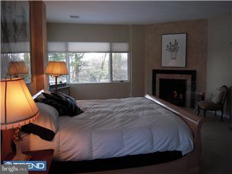 242 Brydon Road Wynnewood, PA 19096 - Photo 9 of 12 Bedroom - Main