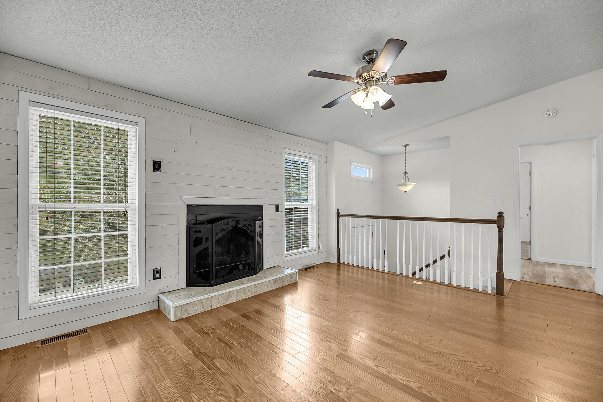 100 Trescott Court Summerville, SC 29486 - Photo 5 of 35 CREM - 100 Trescott-18