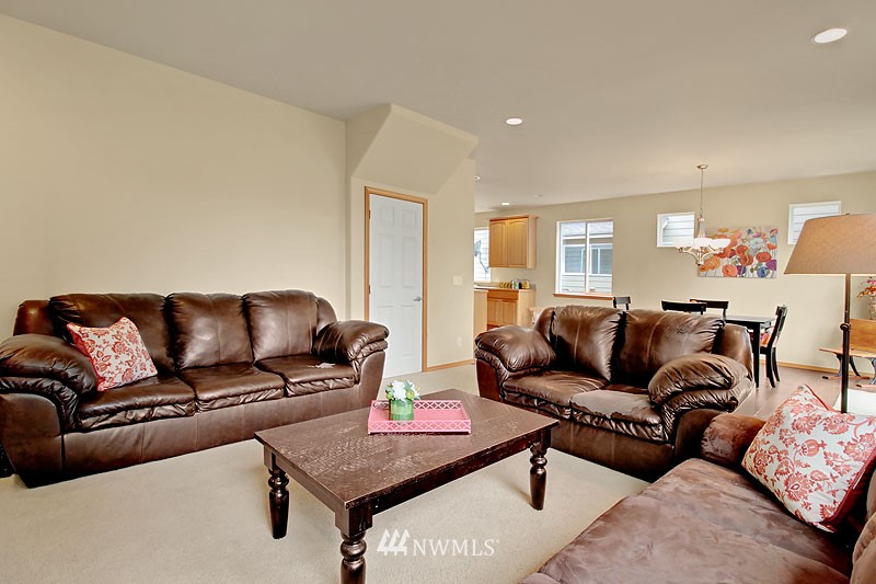 431 196th Street Southeast Bothell, WA 98012 - Photo 10 of 20
