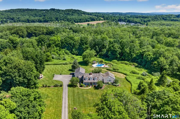 $1,350,000 | 20 Head Of Meadow Road, Newtown, CT 06470