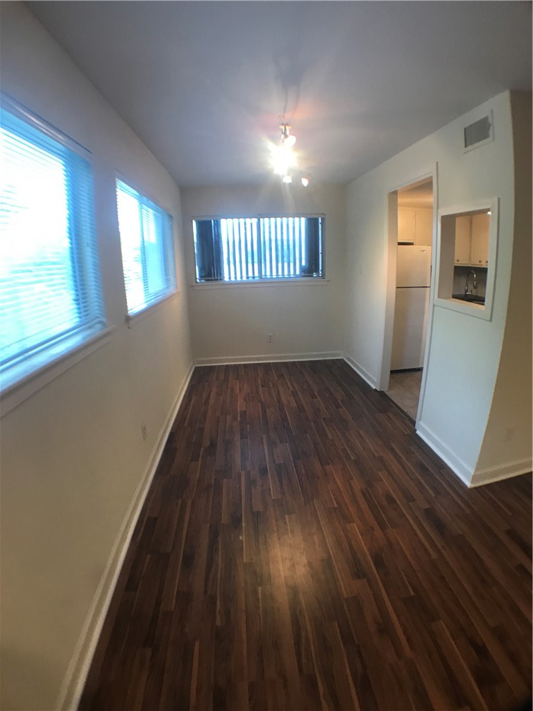 706 West 34th Street, Unit 101 Austin, TX 78705 - Photo 4 of 13