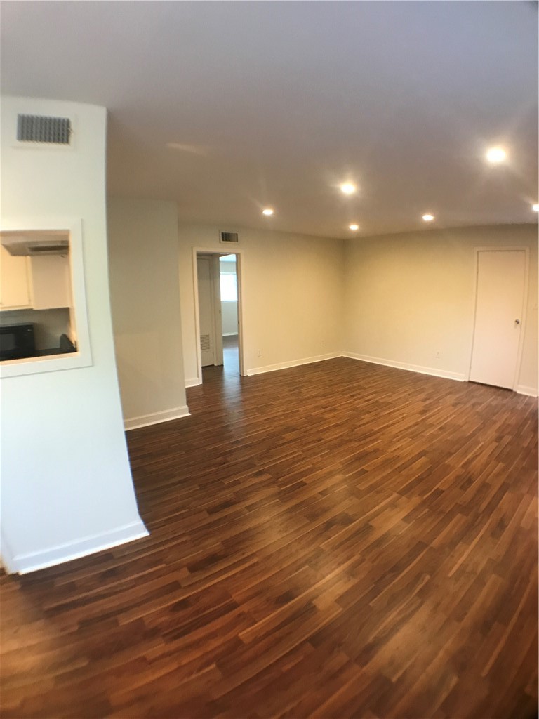 706 West 34th Street, Unit 101 Austin, TX 78705 - Photo 6 of 13