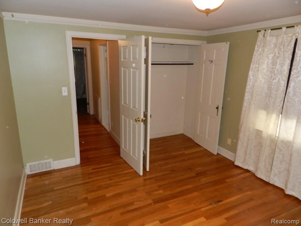 227 Cherokee Road Pontiac, MI 48341 - Photo 17 of 32 DSCN1983.JPG