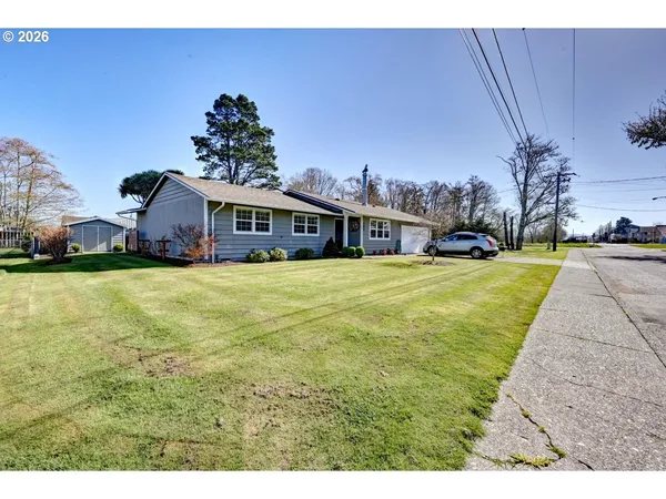 $589,950 | 165 Northwest 1st Street, Warrenton, OR 97146