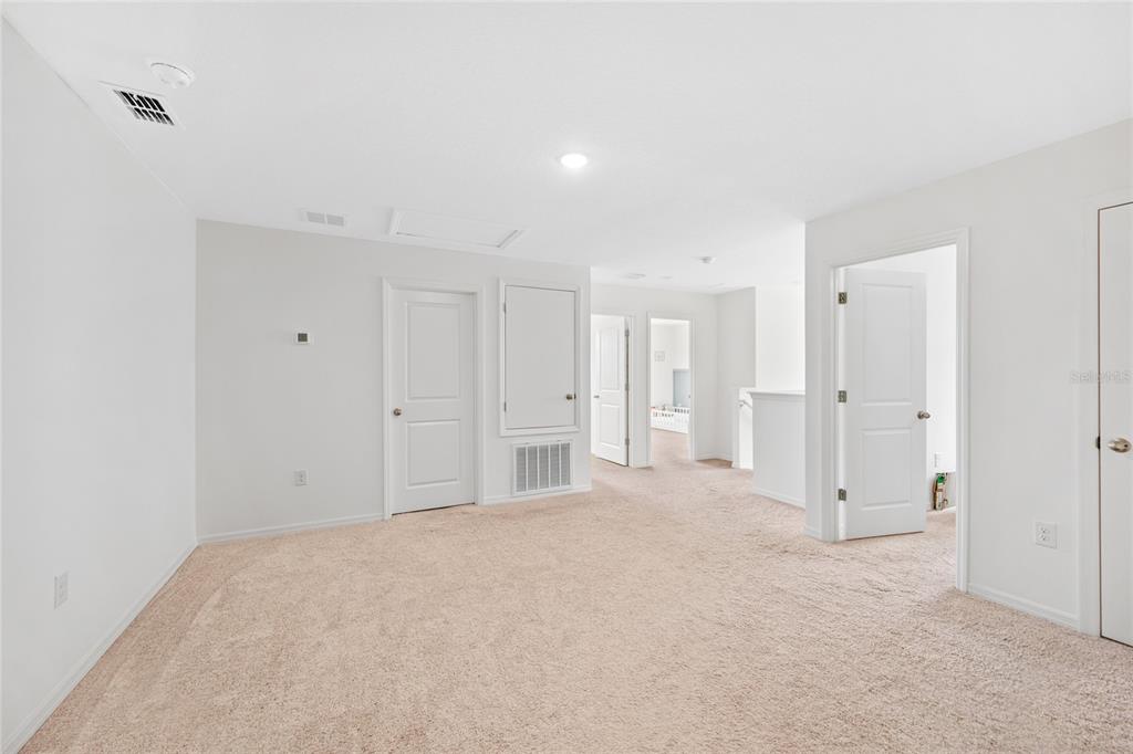 1137 Bradford Rdg Drive Leesburg, FL 34748 - Photo 14 of 37 a view of an empty room